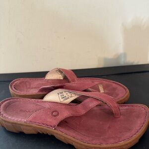 Dark Mauve Pink Leather BOGS Big Toe Loop Sandals 7.5